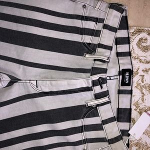 GLAM! Grey and white Hudson skinny jeans!